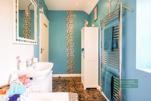 Photo 17- click for photo gallery